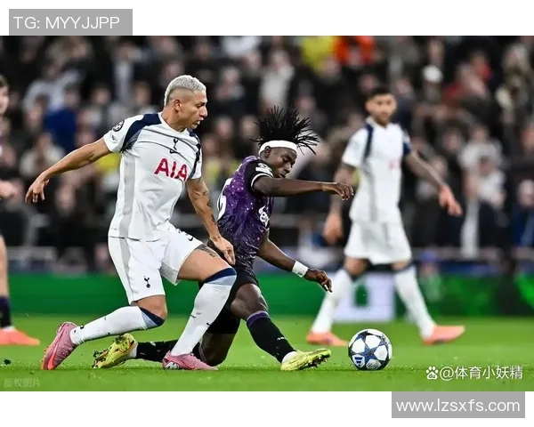 欧联杯激战多特蒙德凭乌龙球小胜热刺转会风波再起