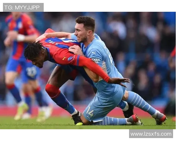 国王杯激战本菲卡逆转里昂争议判罚引发全场热议 国王杯激战本菲卡逆转里昂争议判罚引发全场热议