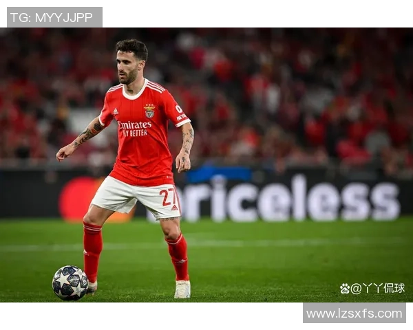 德甲焦点战：本菲卡顽强逼平AC米兰战术解析与精彩瞬间回顾