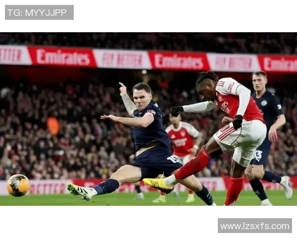 足总杯激战阿森纳逆转多特蒙德神奇扑救引发转会热议