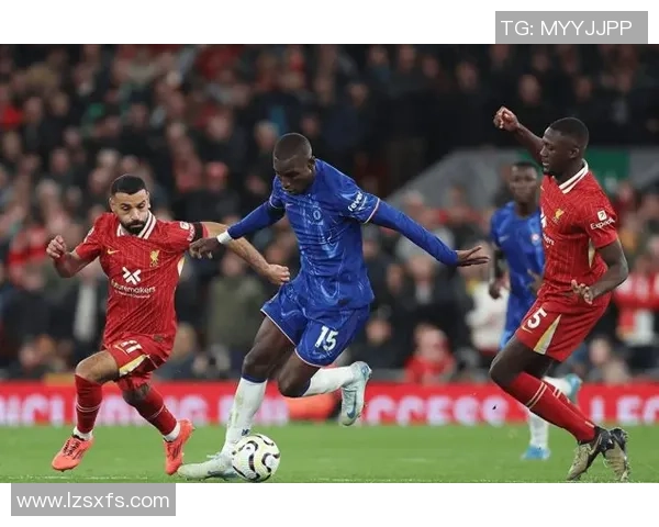 西甲激战利物浦小胜AC米兰帽子戏法引发争议判罚全场沸腾